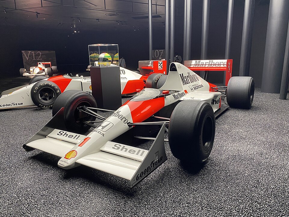 McLaren MP4/5 — model bolidu Ayrtona Senny z 1989 roku