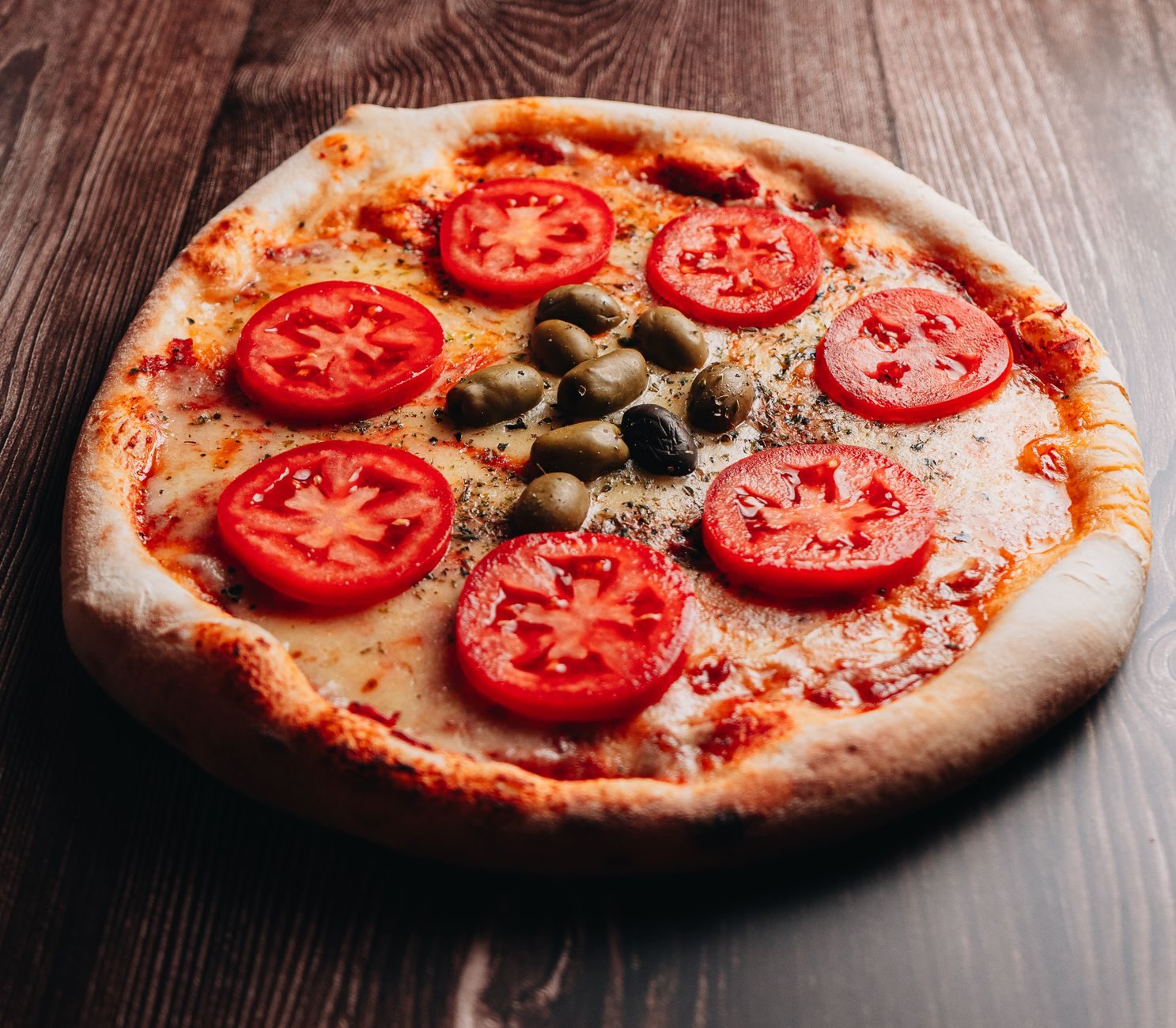 Gruba pizza porteña z serem w Buenos Aires